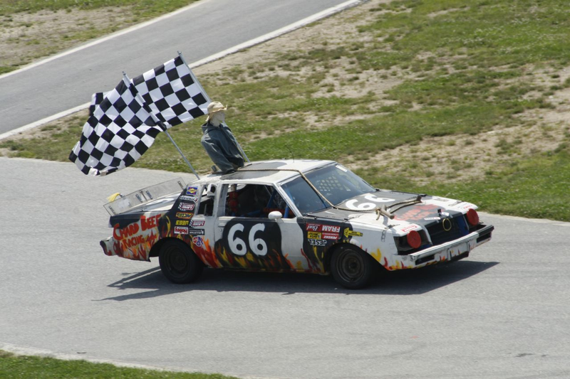 Illustration for article titled The 24 Hours Of LeMons New England 2009 Über Gallery, Part 4